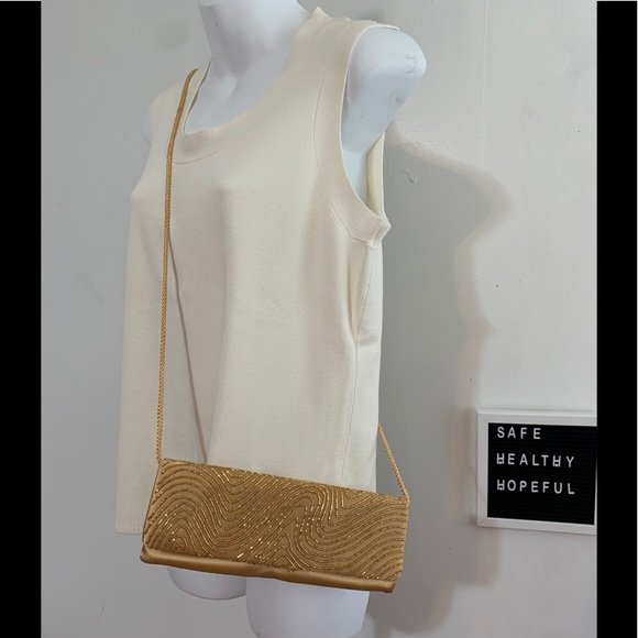 La Regale Gold Beaded Evening Bag - Picture 3 of 8